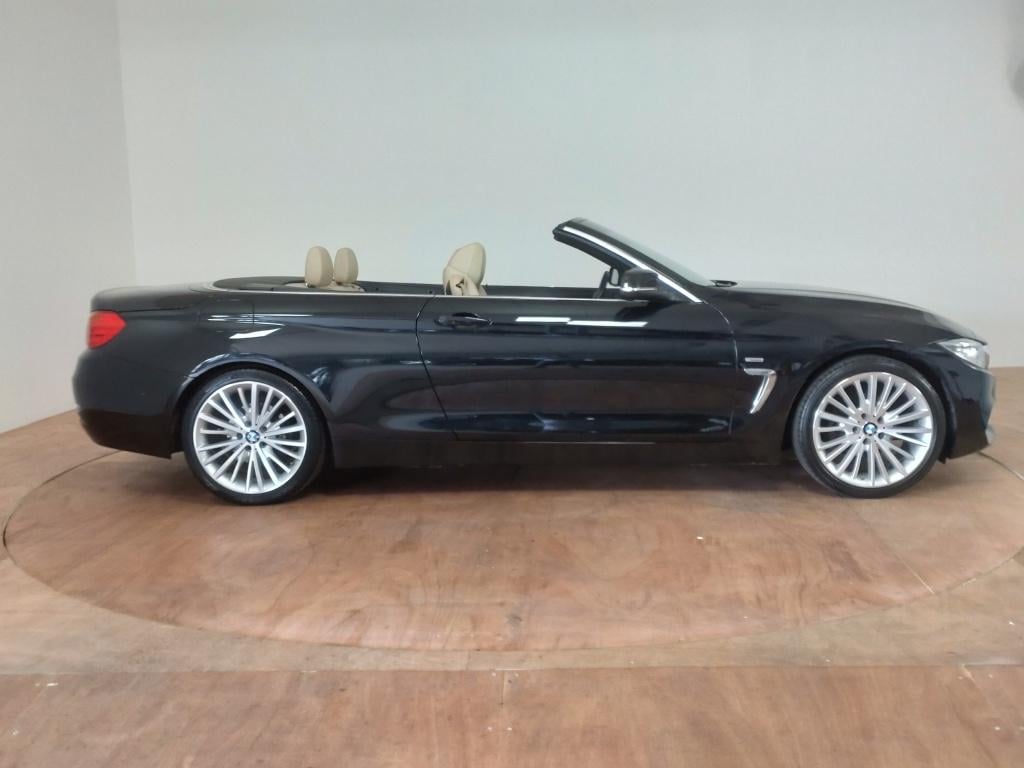 BMW 4 Serie cabrio 420i high executive | nekverwarming | trekhaak afneembaa