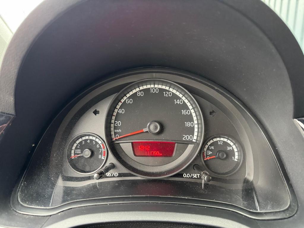 Volkswagen UP! 1.0 - stoelverwarming