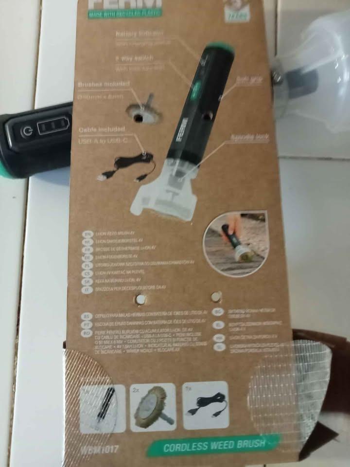 Elektrische onkruidborstel