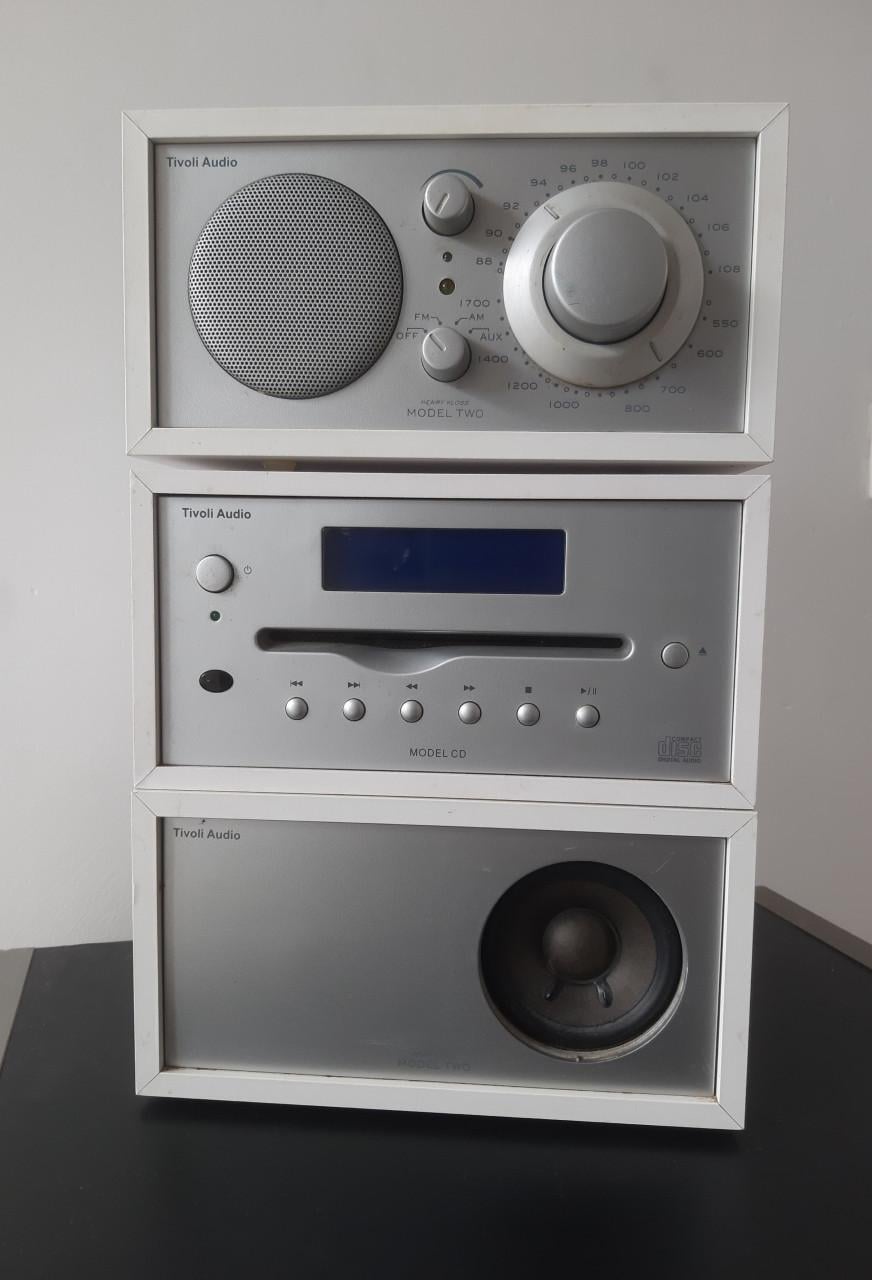 Tivoli. Radio.CD. Subwoofer