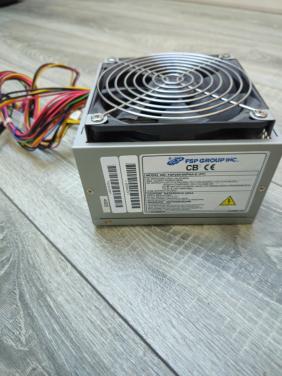 Pc voeding 280 watt pfc .