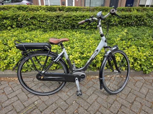 Schitterende Gazelle Orange met Bosch middenmotor
