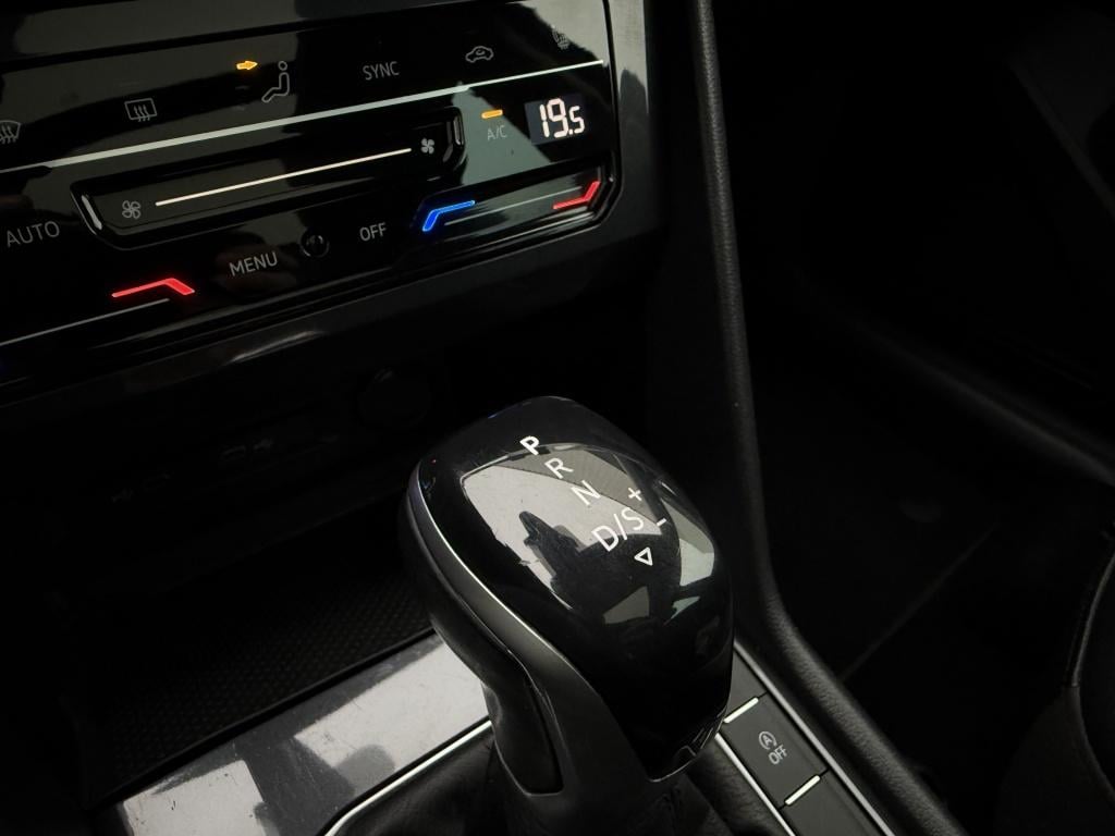 Volkswagen Tiguan 1.5 tsi life - zeer goed uitgerust - dealeronderhouden -