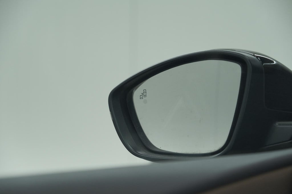 Ds Ds 3 crossback e-tense so chic 50 kwh | camera | dodehoekdetectie | appl