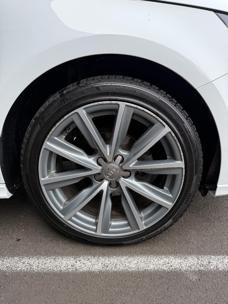 Audi A1 Sportback 1.2 tfsi admired s- line