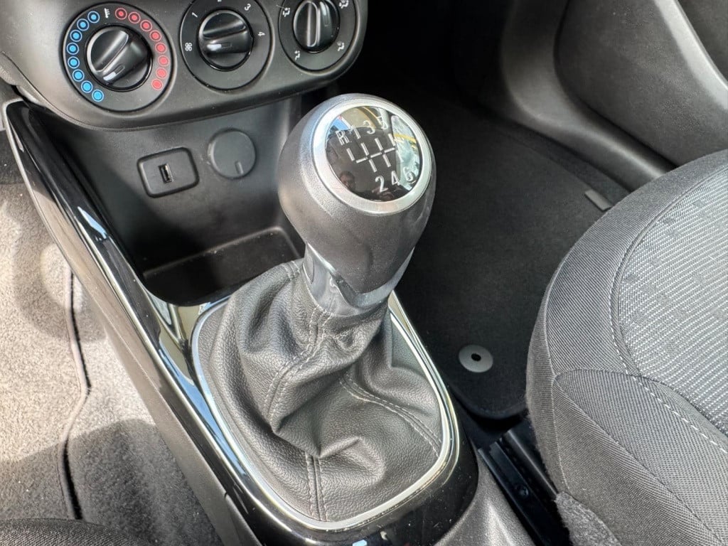 Opel Adam 1.0 turbo blitz