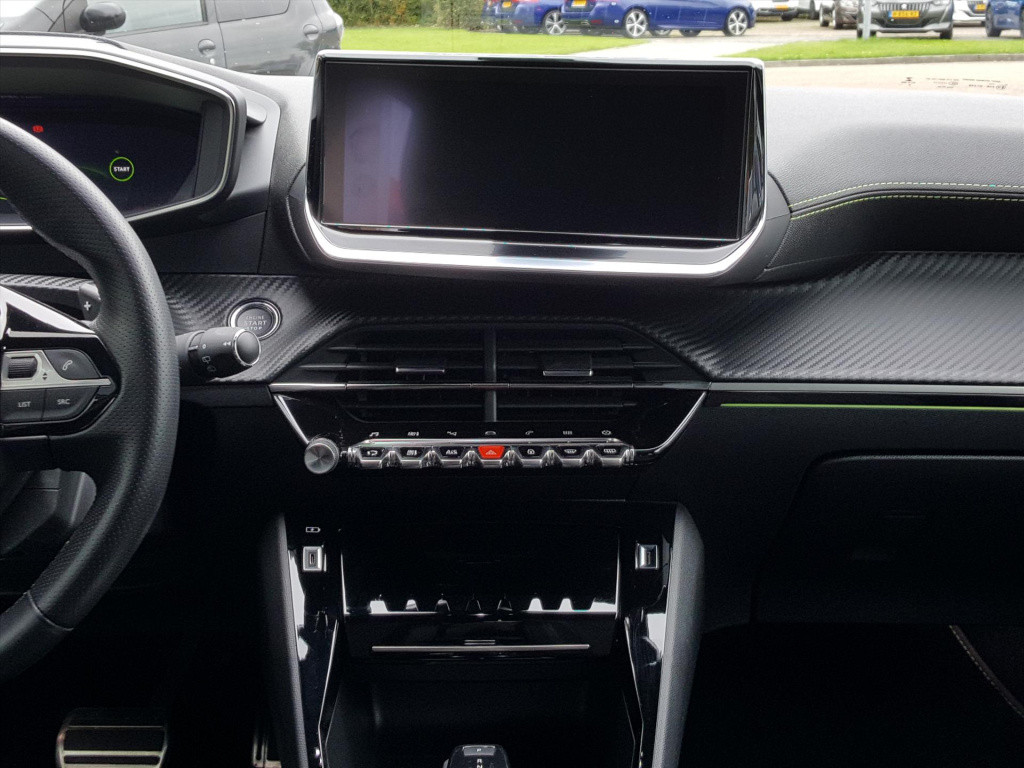 Peugeot 208 gt 1.2 puretech 100pk (vol)automaat (eat8) | navigatie 3d cockp