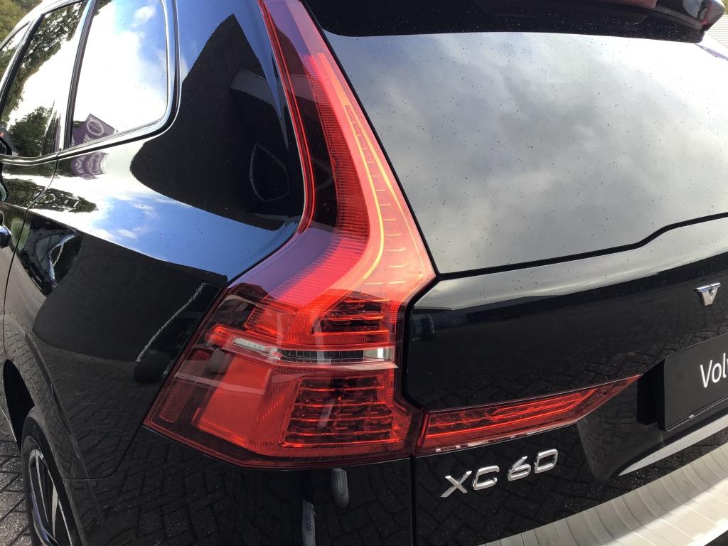 Volvo XC60 2.0 t8 plug-in hybrid awd ultimate bright