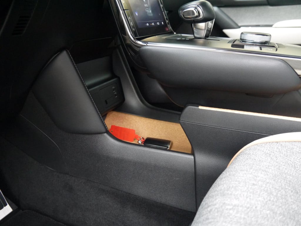 Mazda Mx-30 e-skyactiv 145 pk first edition|rijklaar