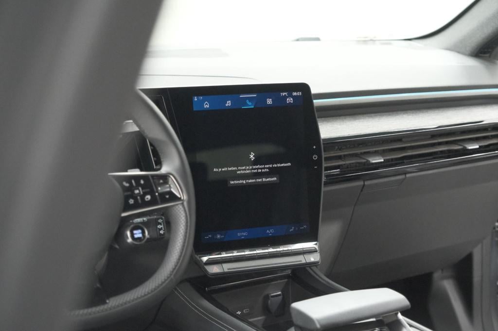 Renault Austral 1.2 e-tech full hybrid 200 techno | 360 camera | panoramada