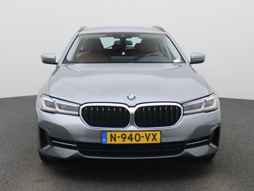 BMW 5 Serie touring 520i business edition plus | automaat | lmv | navigatie