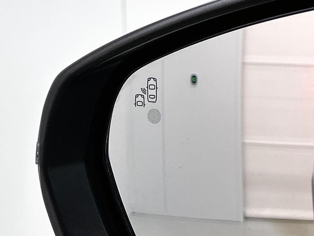 Peugeot 3008 plug-in hybrid 225pk automaat road trip | stoelverwarming | tr