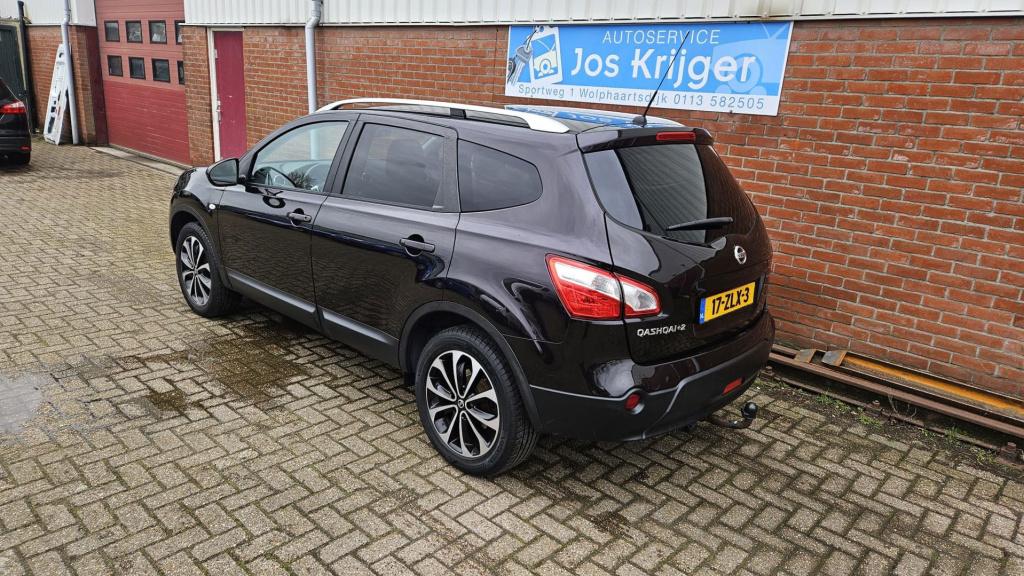 Nissan Qashqai +2 1.6 connect edition