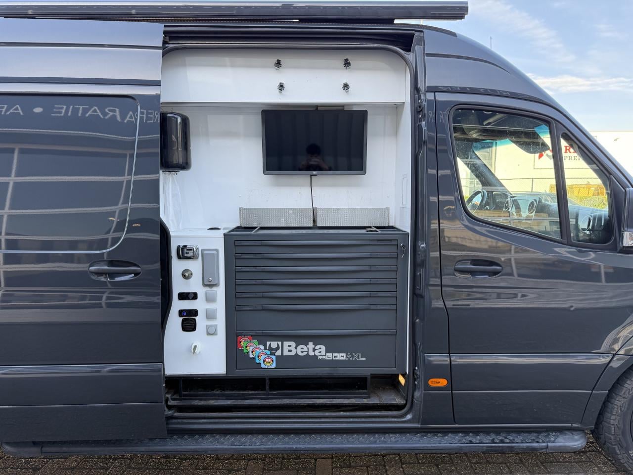 Mercedes-Benz Sprinter 319 3.0 V6 CDI L3H3 Motorsport Camper Vol Opties