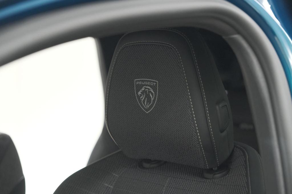 Peugeot 5008 1.2 hybrid 136 gt 7p | adaptieve cruise control | camera | ele