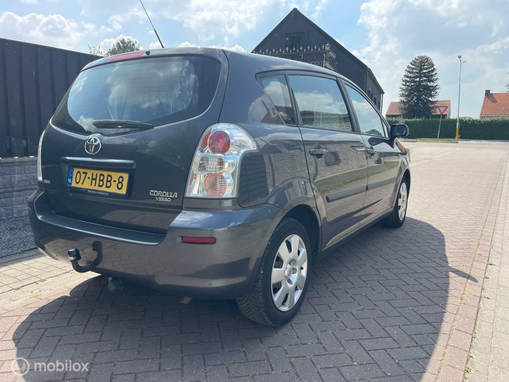 Toyota Corolla Verso 1.6 vvt-i terra