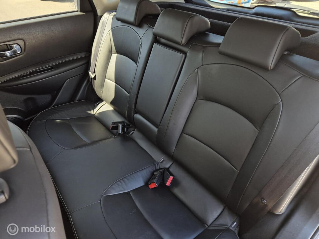 Nissan Qashqai 2.0 tekna / origineel nederlands / automaat / achteruitrijca