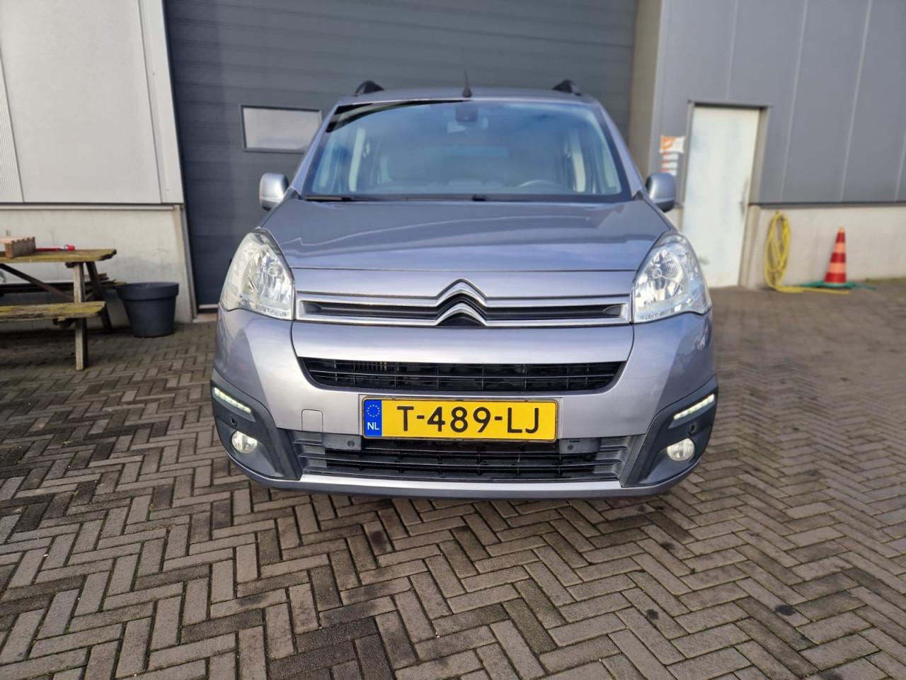 TE KOOP CITROEN BERLINGO 1.2 PURE TECH EURO 6 128.855 KM ZITPLAATS VOOR 5