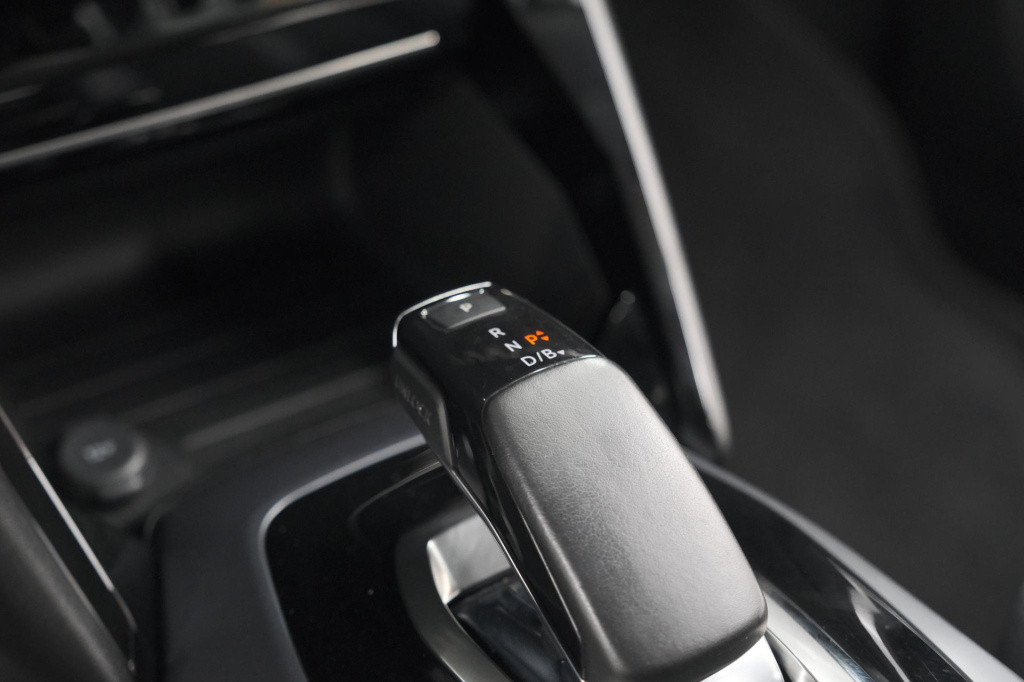 Peugeot E-2008 ev allure 50 kwh | camera | adaptieve cruise control | stoel
