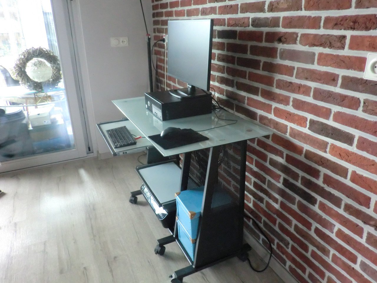 Computer meubel   Glas staal