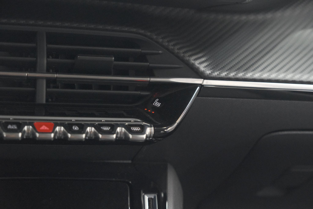 Peugeot 208 puretech 100 allure | stoelverwarming | adaptieve cruise contro