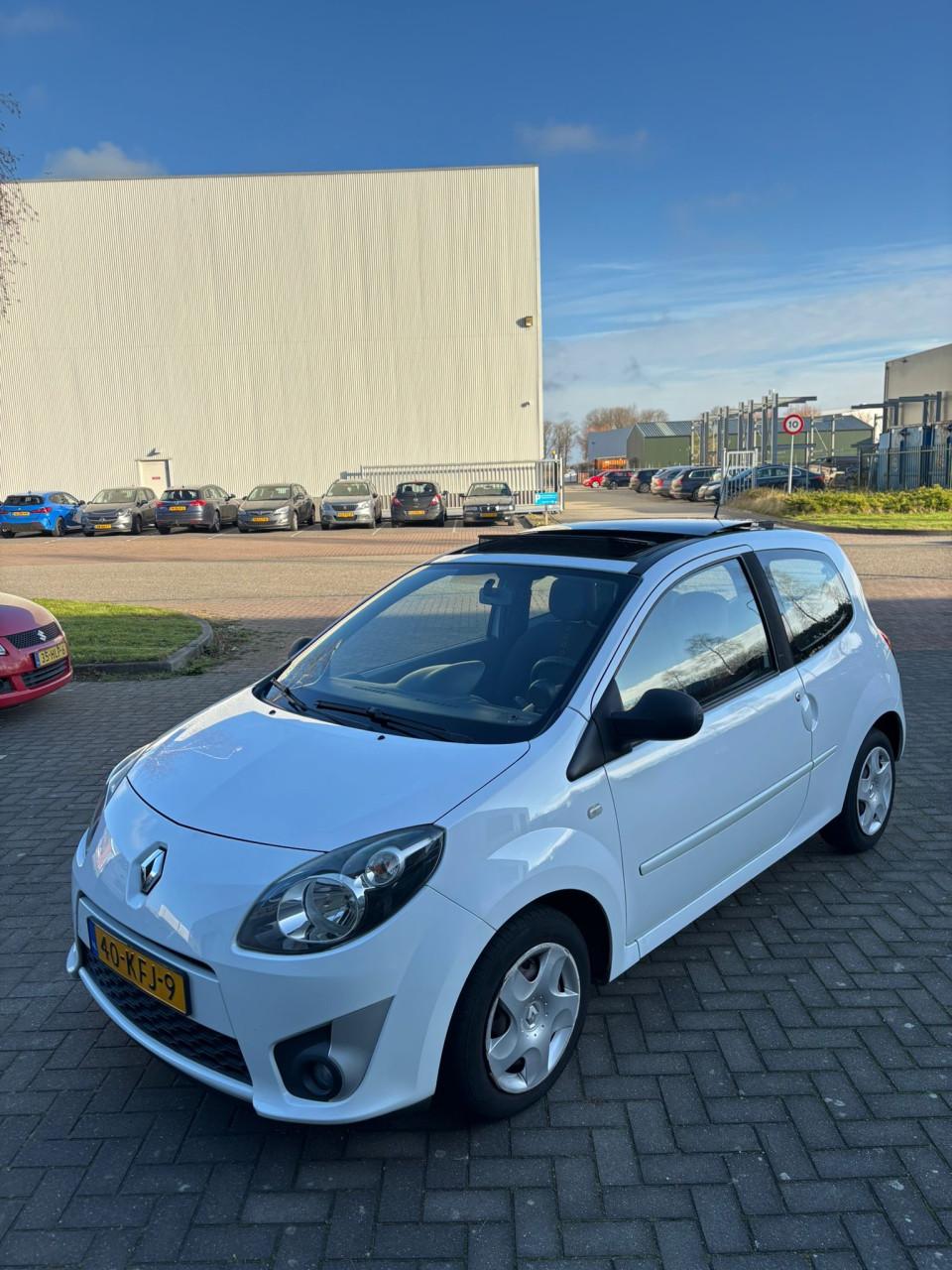 Renault Twingo 1.1 2009 Wit | 136.942 KM NAP | NIEUWE APK!