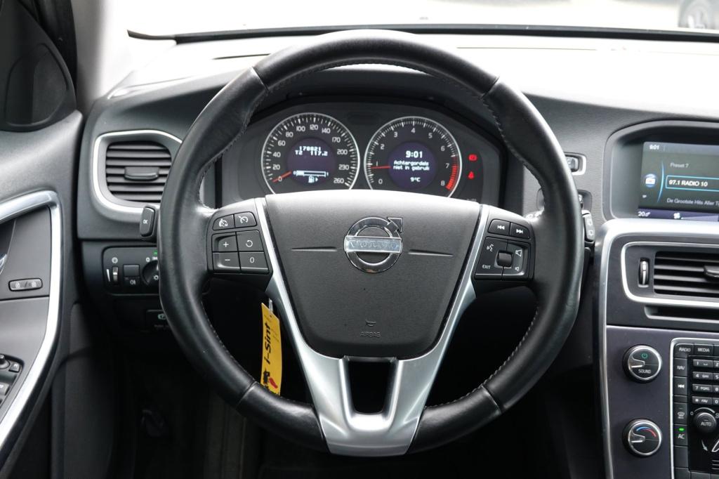 Volvo V60 1.6 t3 150-pk ocean race