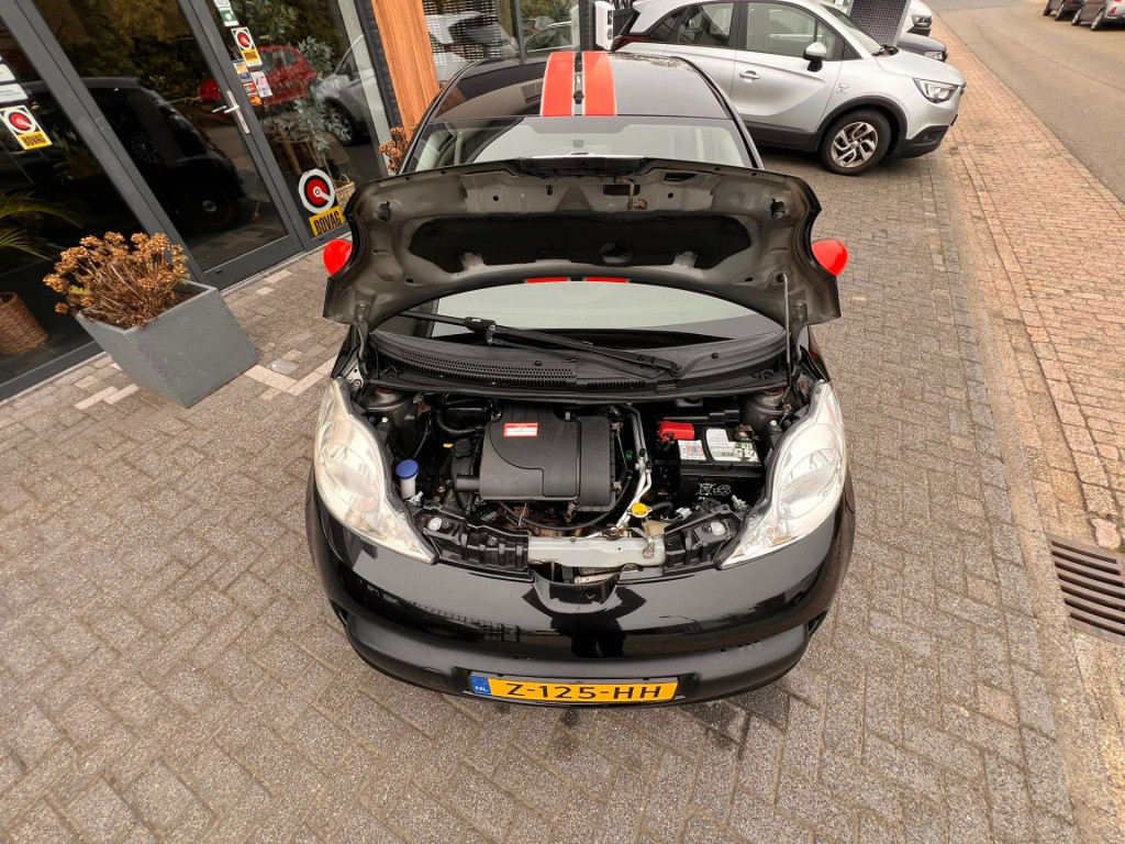 Peugeot 107 1.0-12v xr