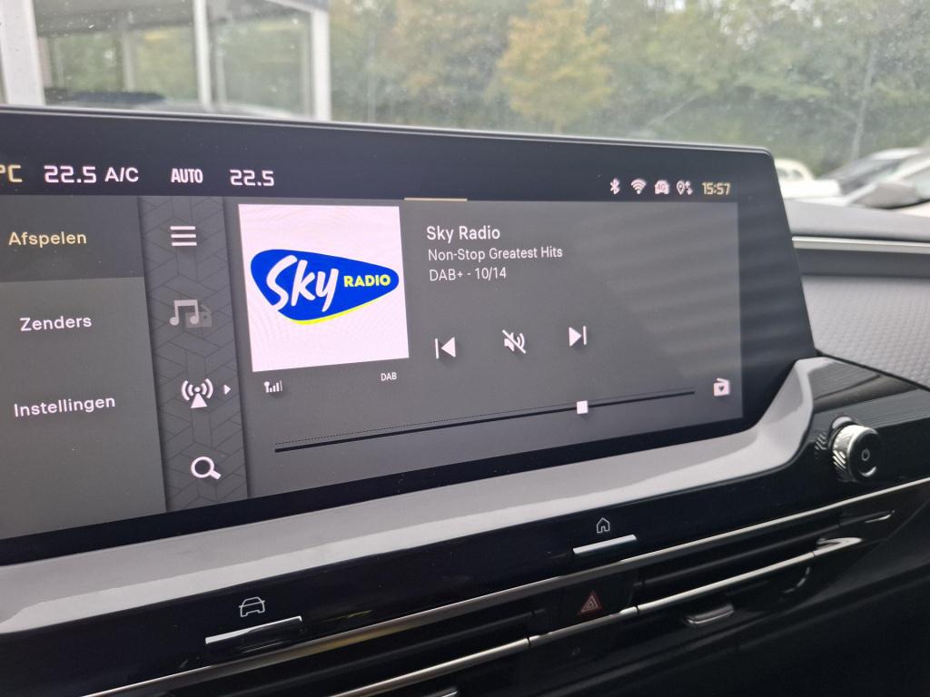 Citroen C5 X 130 eat8 automaat business plus leder/clim/nav/cam