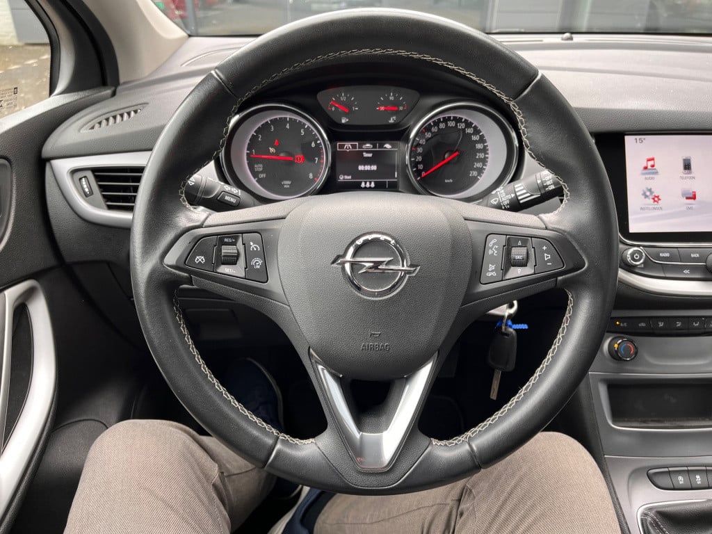 Opel Astra 1.0 turbo business executive