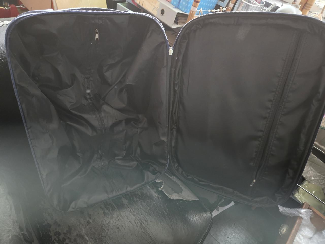 Trolley/koffer van KidsWorldClub L48xB36XD20-25 cm Donkerblauw.