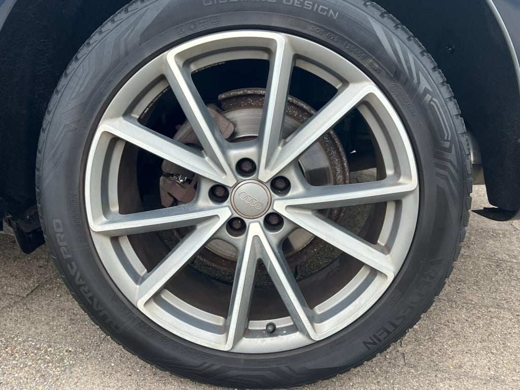 Audi Q5 2.0 tfsi quattro s edition, panoramadak, trekhaak enz...