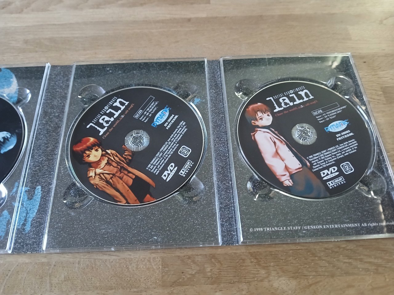 Lain serial experiments dvd