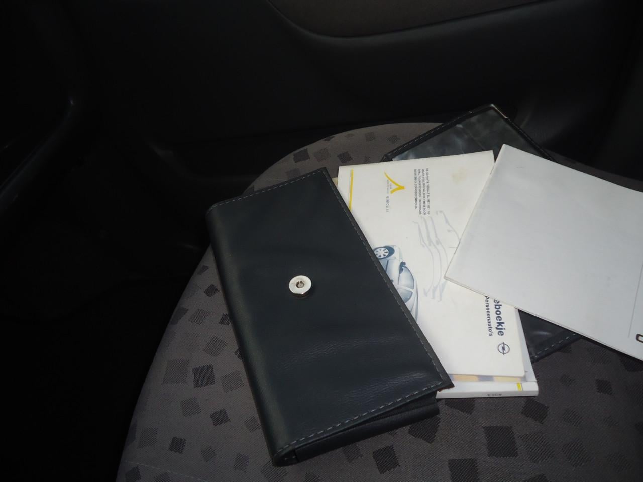 OPEL AGILA 1.2 5DRS ELEGANCE