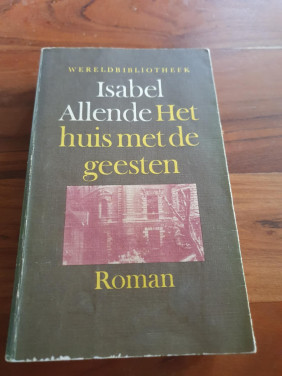 Isabel Allende - Het huis met de geesten