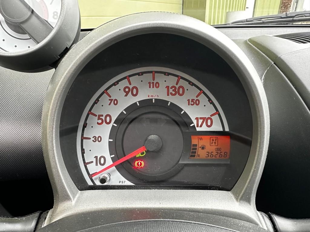 Peugeot 107 1.0 active automaat