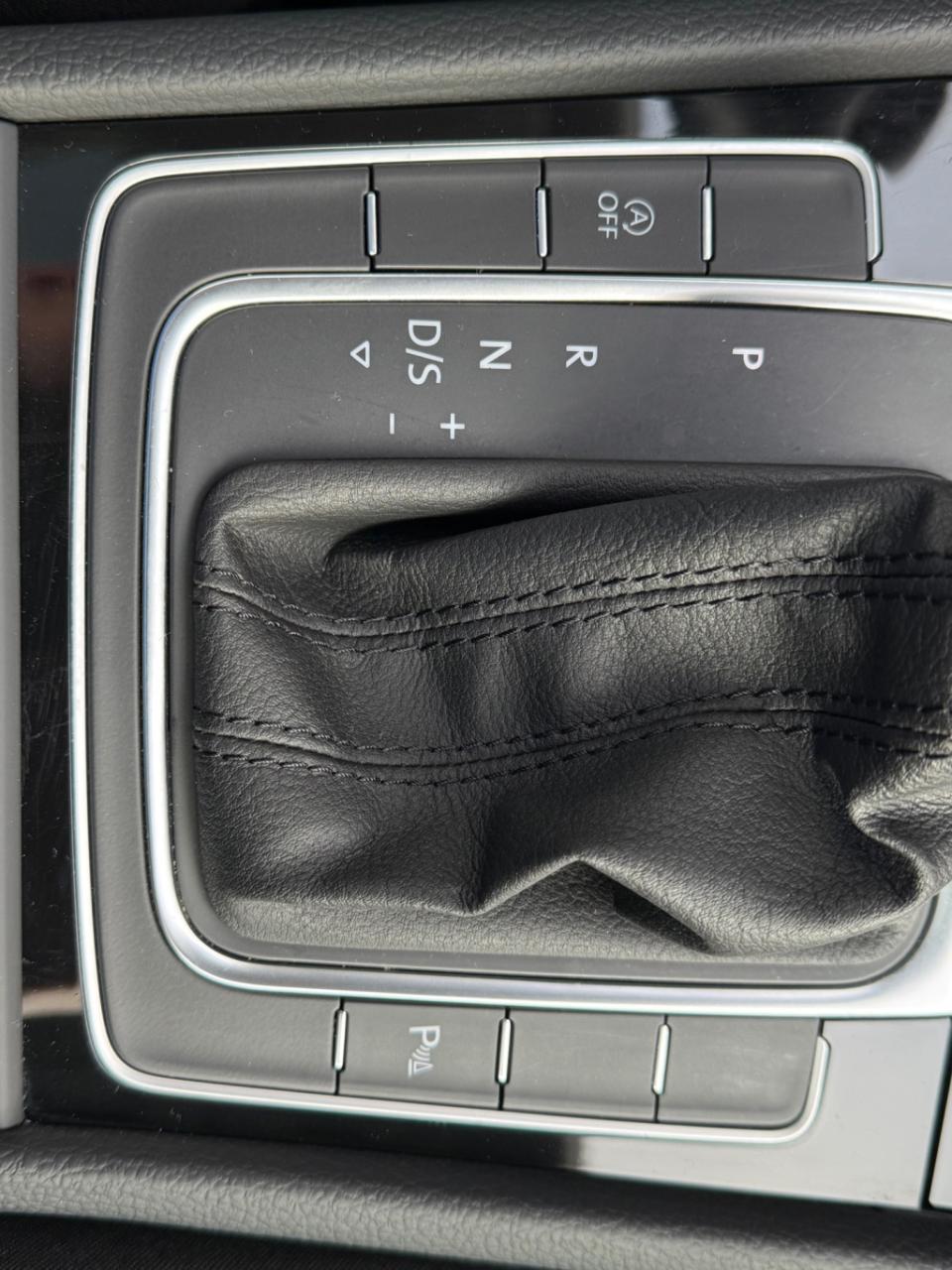 Volkswagen Golf 1.5 tsi highline