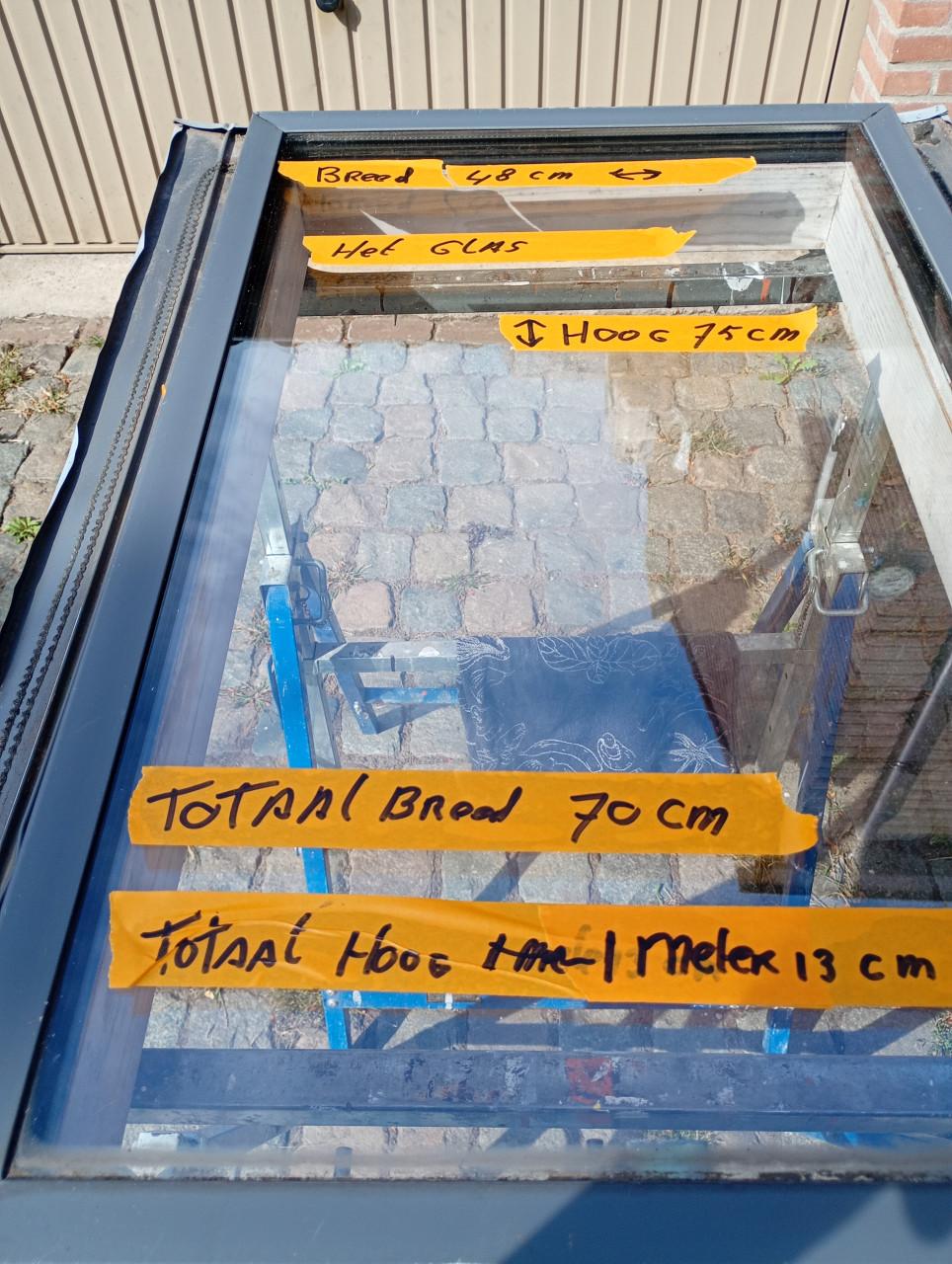 Dakraam €25,-