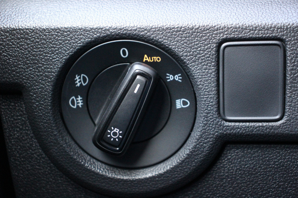 Volkswagen T-cross 1.0 tsi style | navi | acc | stoelverwarming | vir. cock