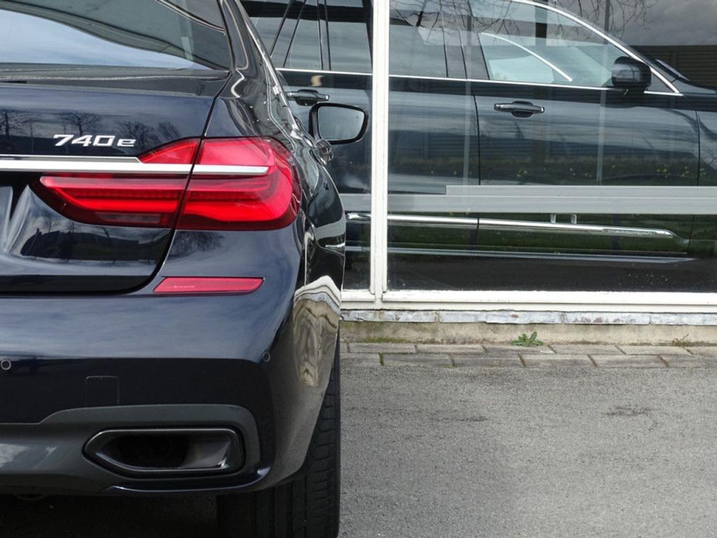 BMW 7 Serie 740e iperformance high executive m-sportpakket | driving assist