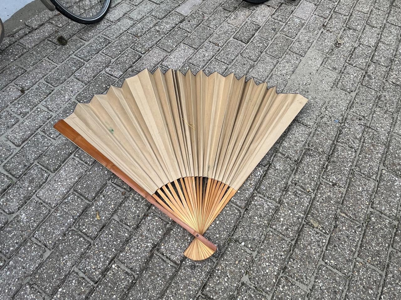 Chinese Bamboe waaier 90 x 130 cm