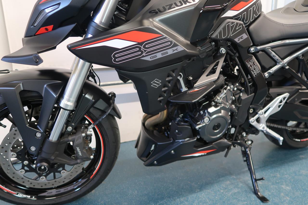 Suzuki GSX-8S 2024 bomvol opties