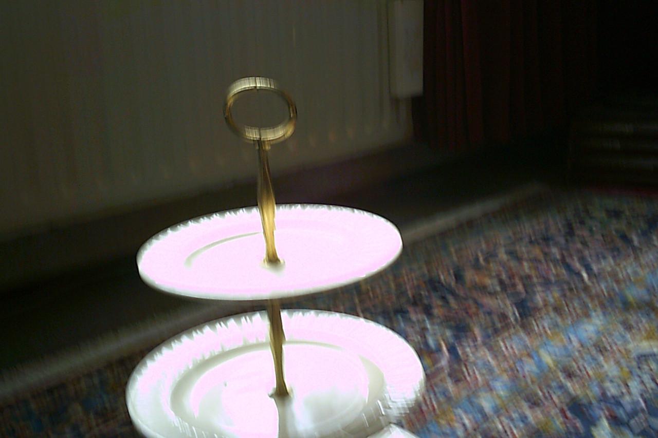 GROTE 3-traps etagere ...