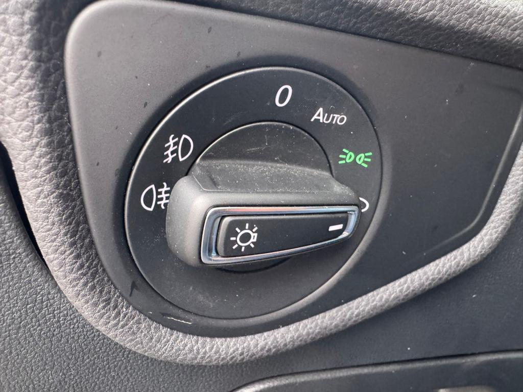 Volkswagen Touran 1.5 tsi highline 7p