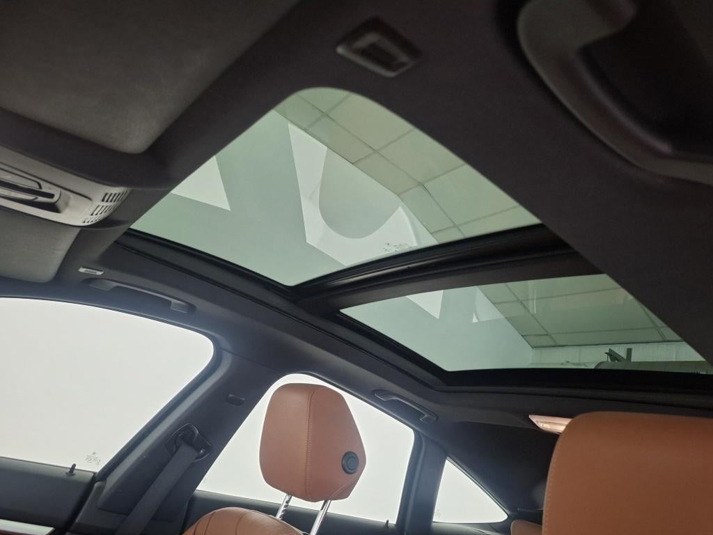 BMW 3-serie gran turismo 320i xdrive high executive