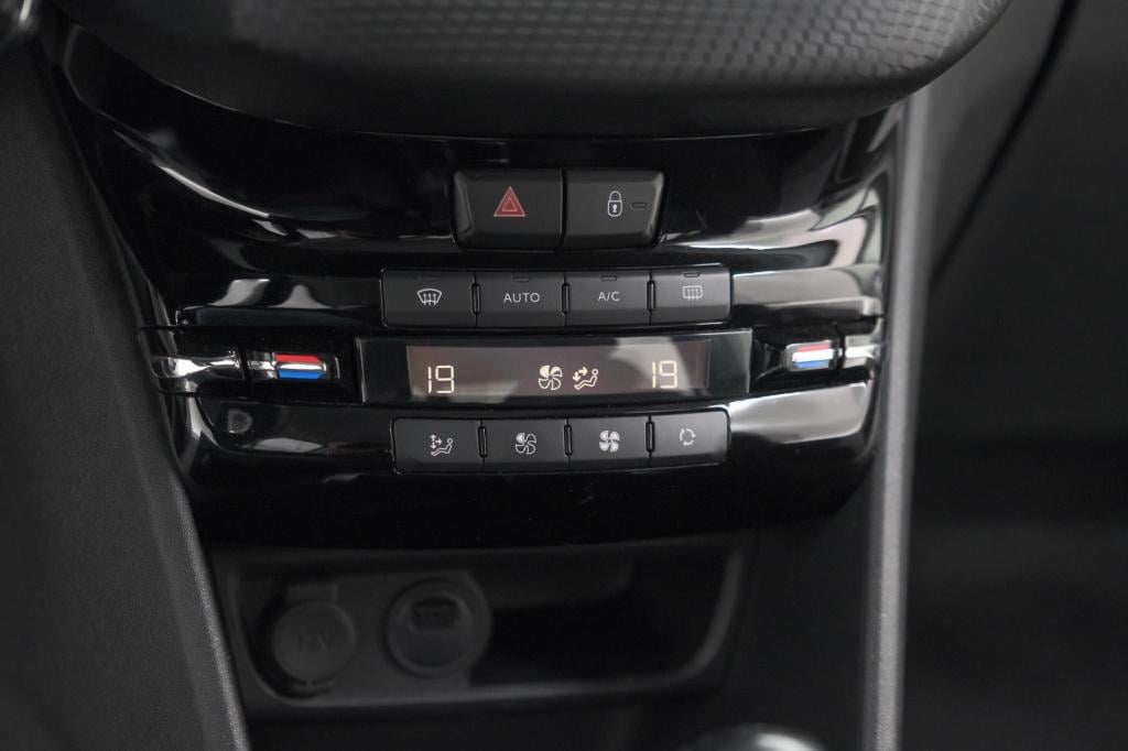 Peugeot 208 puretech 82 blue lease allure | parkeersensoren | climate contr