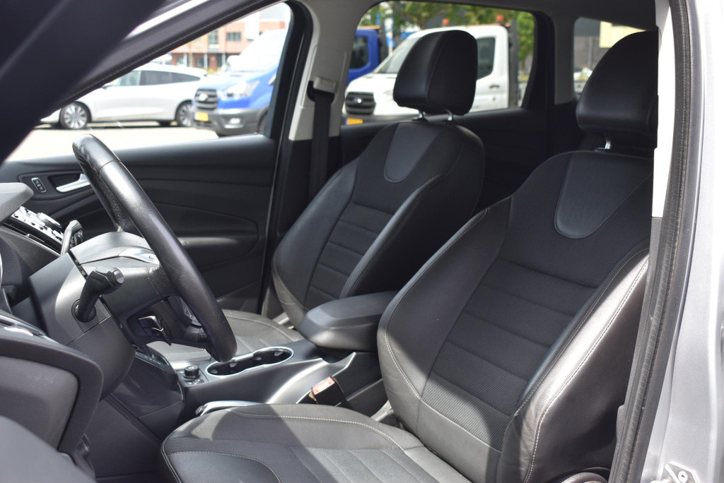 Ford Kuga 1.6 titanium 4wd | automaat | climate control | adaptieve cruise 