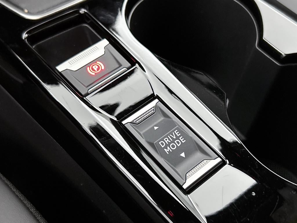 Peugeot 2008 100 pk allure | keyless entry | parkeersensoren voor + achter 