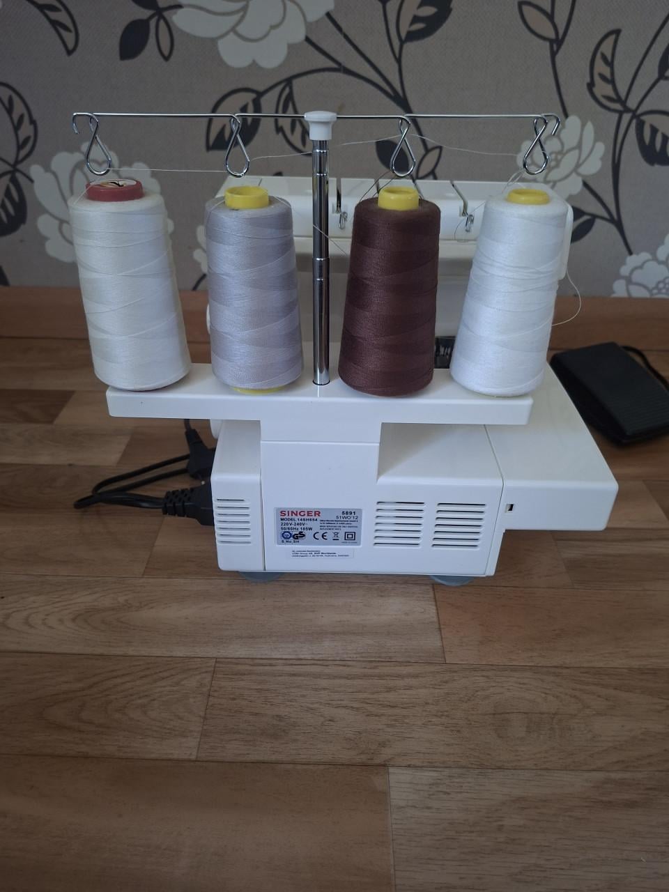 Singer overlockmachine 14sh654