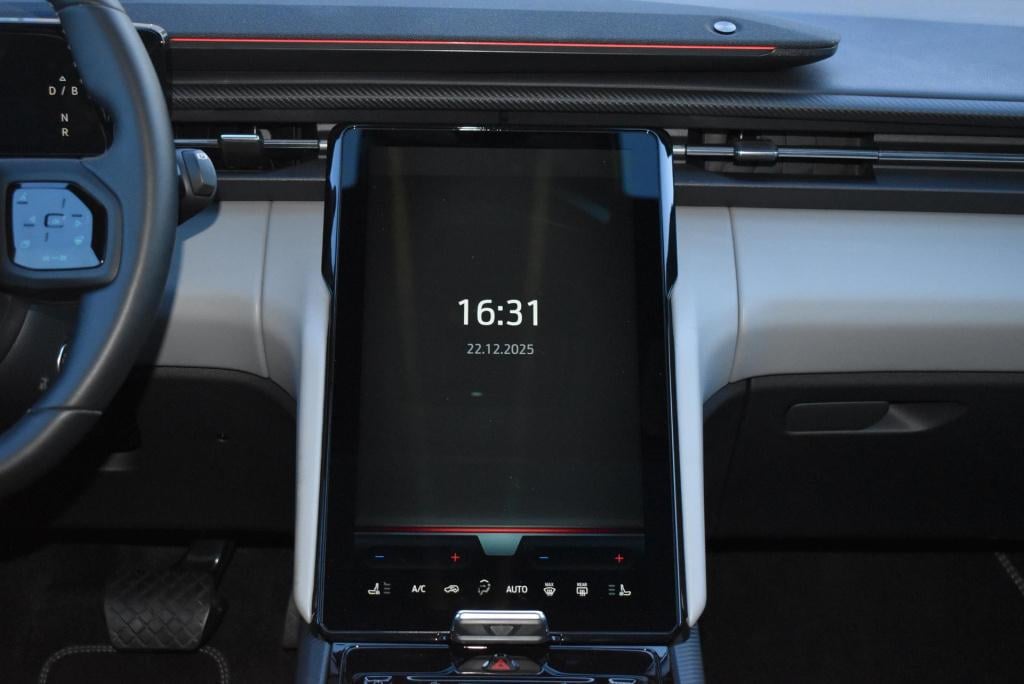 Ford Explorer premium extended range rwd 77 kwh | panoramadak | climate con